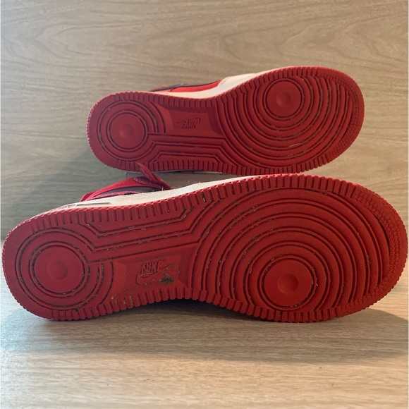 Nike Air Force 1 “07” - Picture 9 of 11